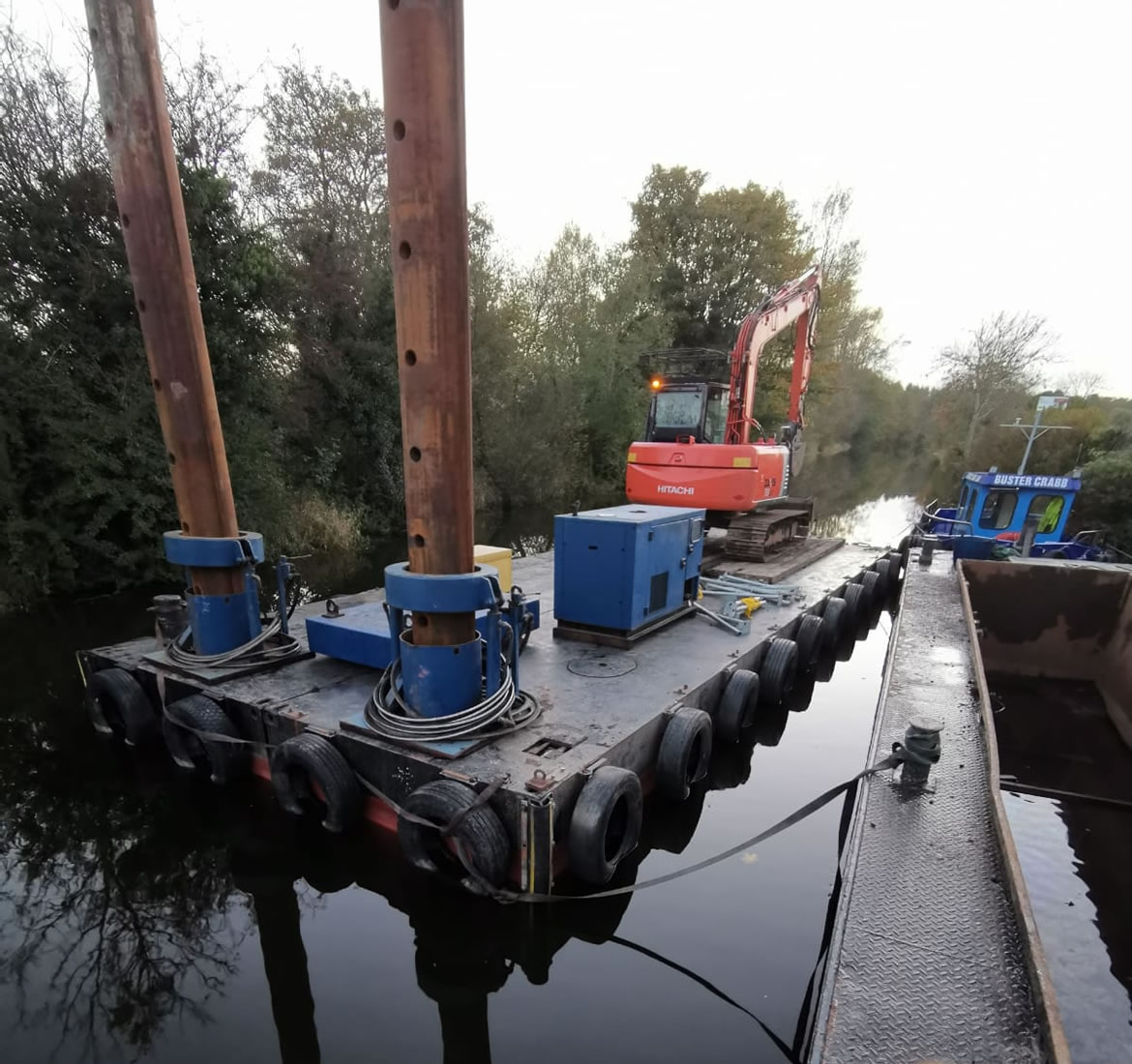 Neva Mini spud leg barge